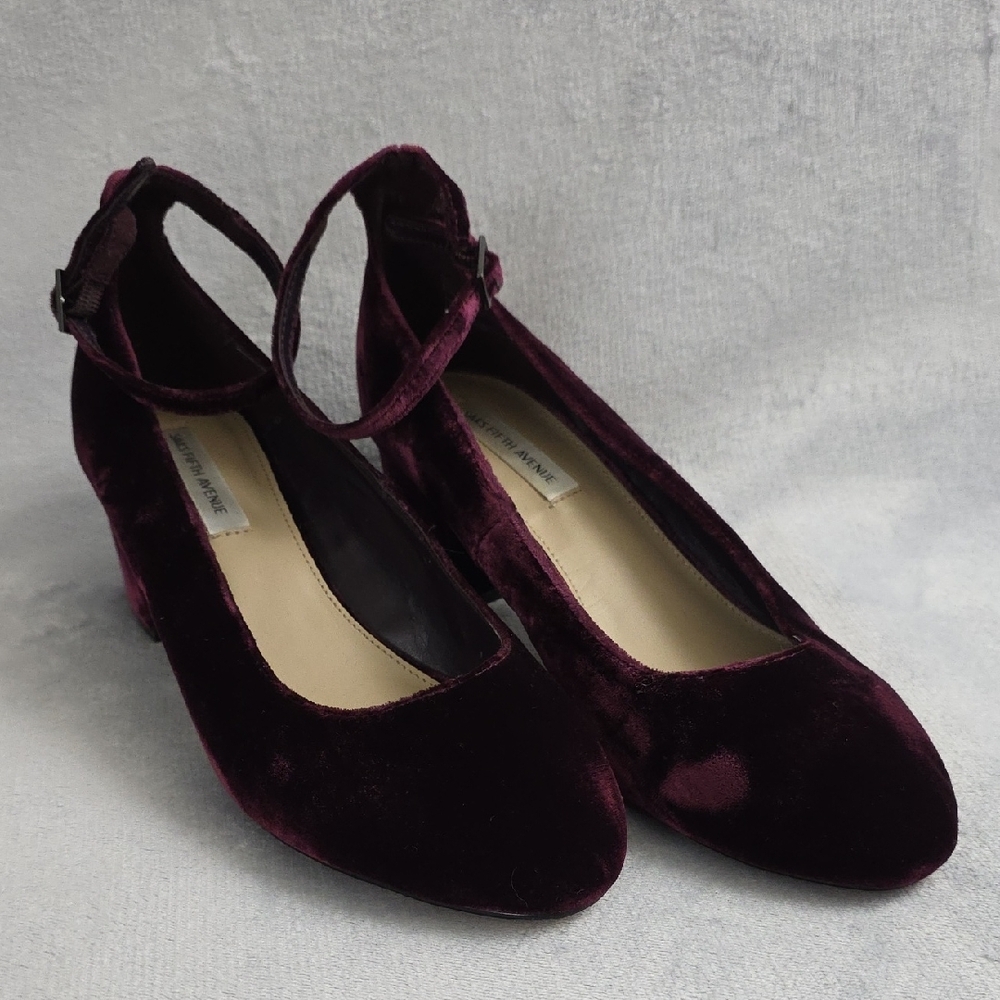 Saks Fifth Avenue Burgundy Velvet Ankle Strap Flats Womens Size 8.5 Round Toe